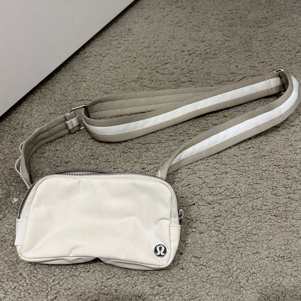 Lululemon Mini Belt Bag